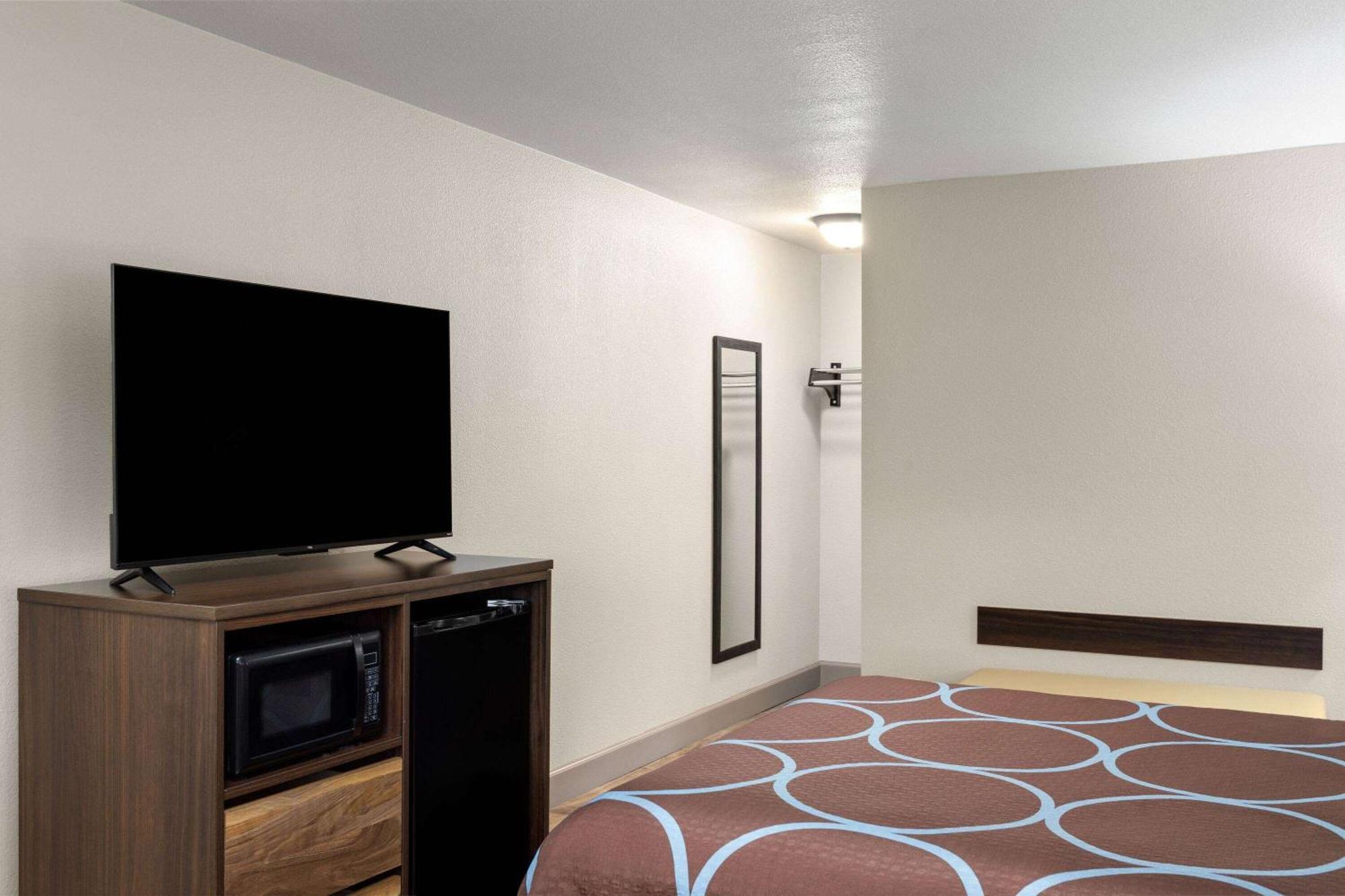 Super 8 By Wyndham Fallon Extérieur photo